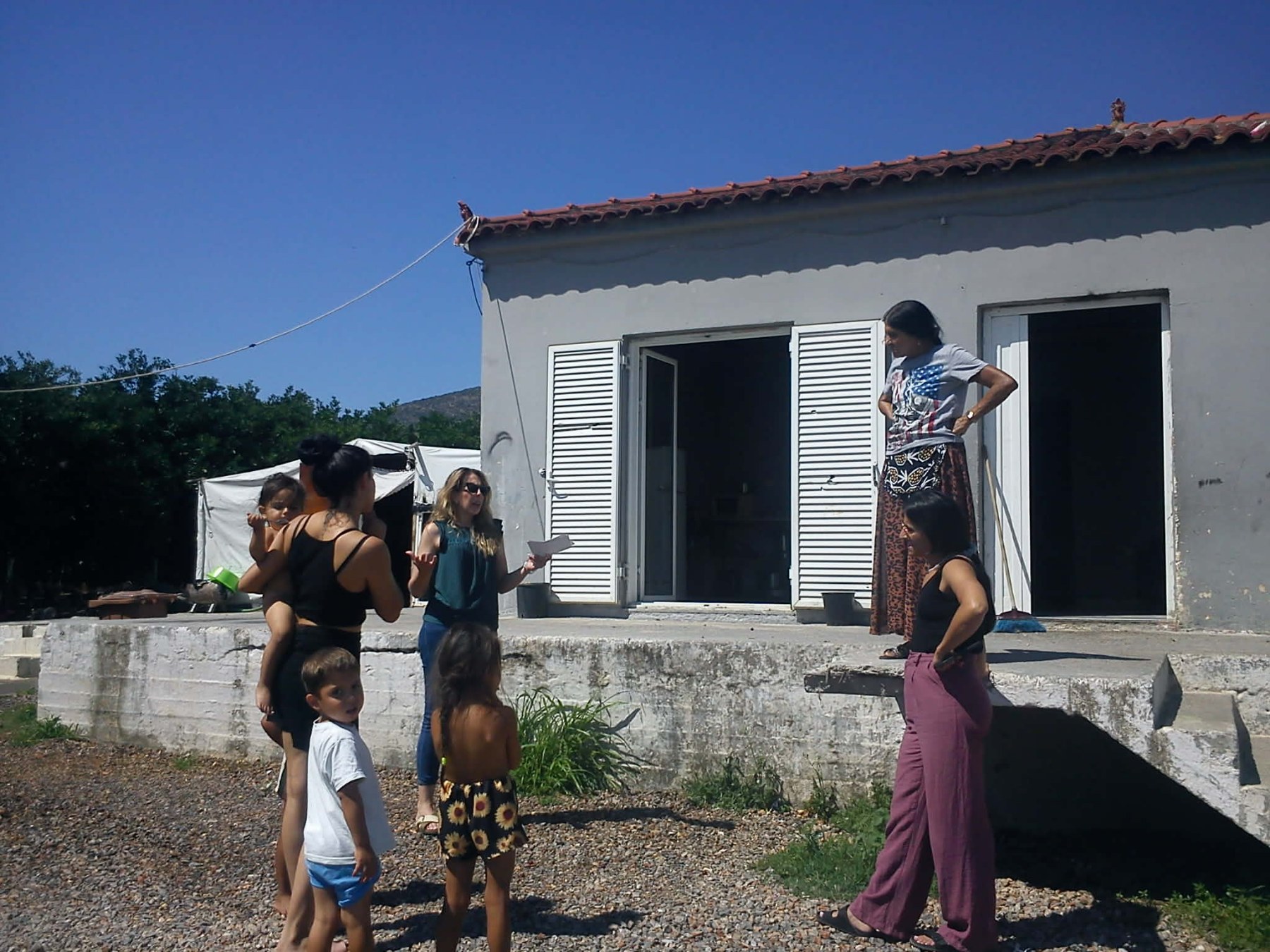 Δράση ενημέρωσης για τη θερμοπληξία σε καταυλισμούς Ρομά από το Κέντρο Κοινότητας του Δήμου Σπάρτης