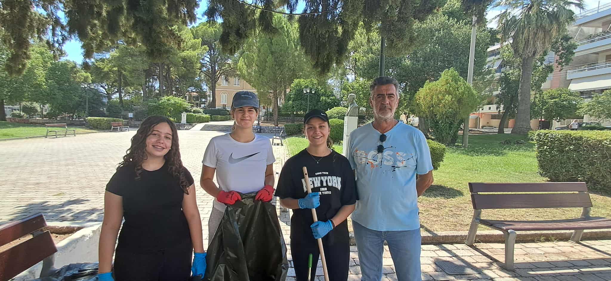 Εθελοντική δράση καθαριότητας από μαθήτριες του 3ου ΓΕΛ Σπάρτης – Στο πλαίσιο του ευρωπαϊκού σχολικού Προγράμματος Erasmus+