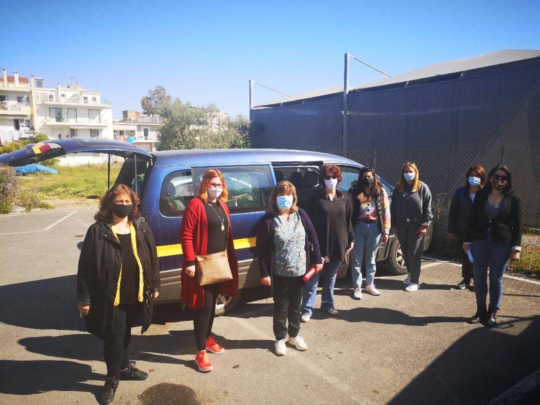 Κατ' οίκον διανομή τροφίμων στους δικαιούχους του κοινωνικού παντοπωλείου   